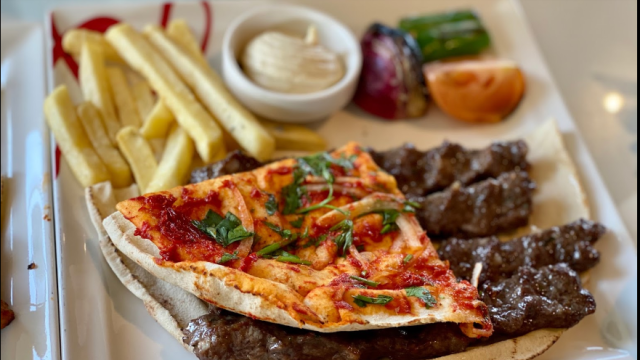 مطعم البيسانة كتارا الدوحة ( الاسعار + المنيو + الموقع )