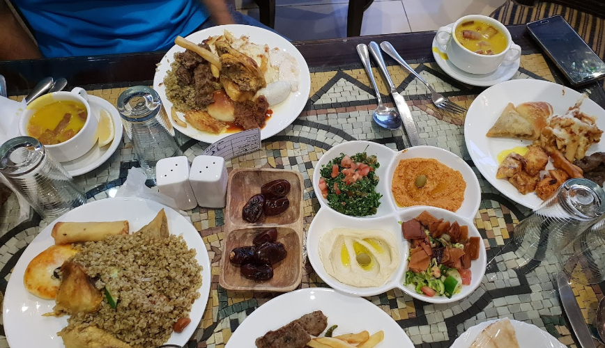 مطعم الدمشقي في الدوحة