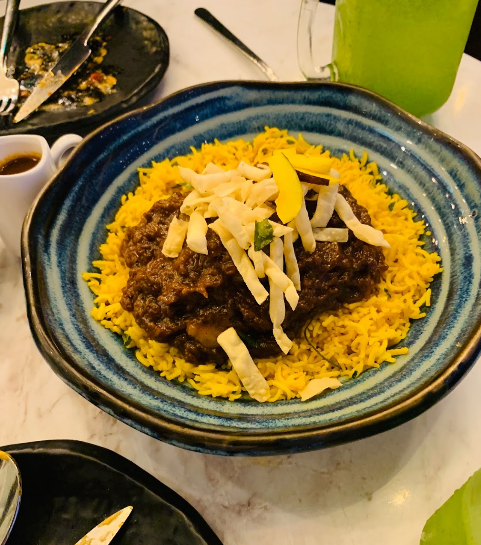 مطعم فرزي في قطر