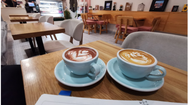 كافيه فريم قهوة مختصة في الدوحة  ( الاسعار + المنيو + الموقع )