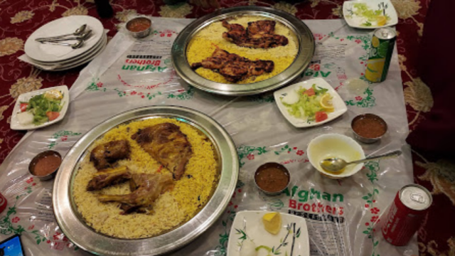 مطعم الدوحة للدجاج الساخن في الوكرة ( الاسعار + المنيو + الموقع )
