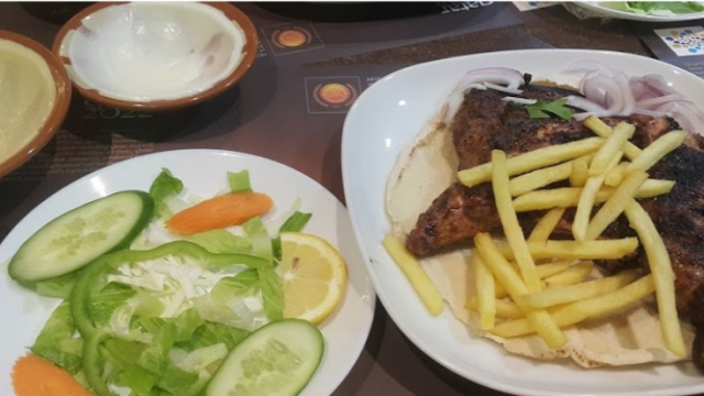 مطعم و معصرة السفير في قطر  ( الاسعار + المنيو + الموقع )