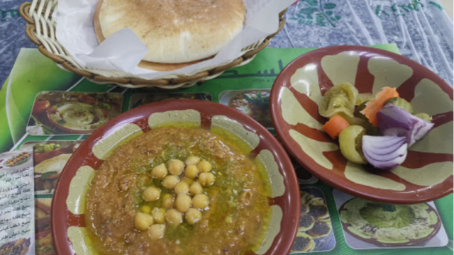 مطعم فلسطين في قطر  ( الاسعار + المنيو + الموقع )