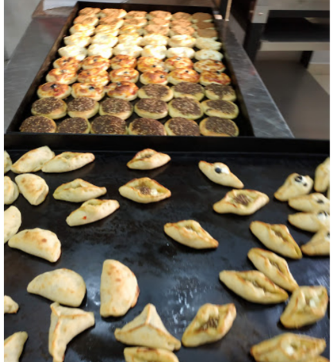 مخبز عمر الخيام قطر 