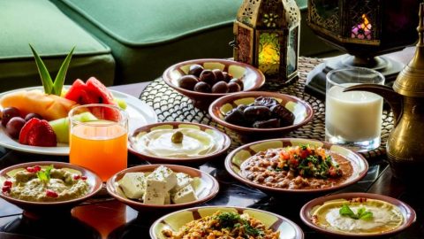 أفضل مطعم فطور رمضان في الدوحة (الاسعار + المنيو + الموقع)